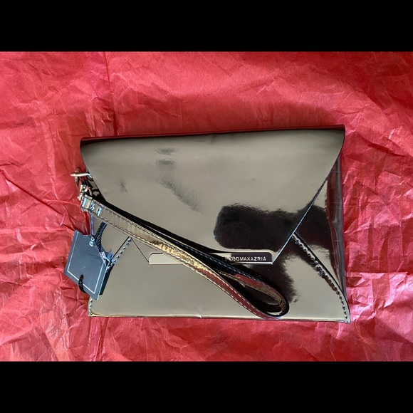 - NWOT BCBG MAXAZRIA SILVER MIRRORED ENVELOPE CLUTCH. - Picture 3 of 3